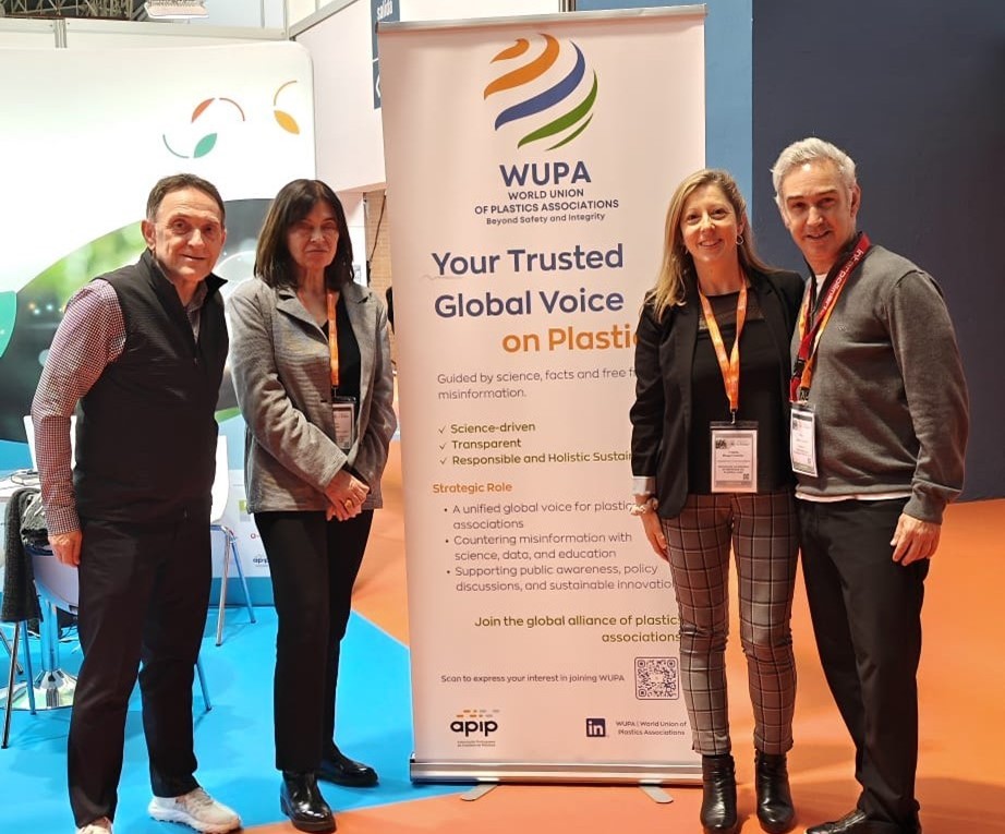 O setor ibérico dos plásticos reforça a cooperação internacional na Plastics & Rubber Spain 2026